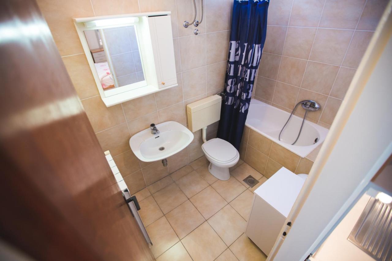 Apartmani Nada & Darko, Kampor, Rab, Hrvatska Zewnętrze zdjęcie