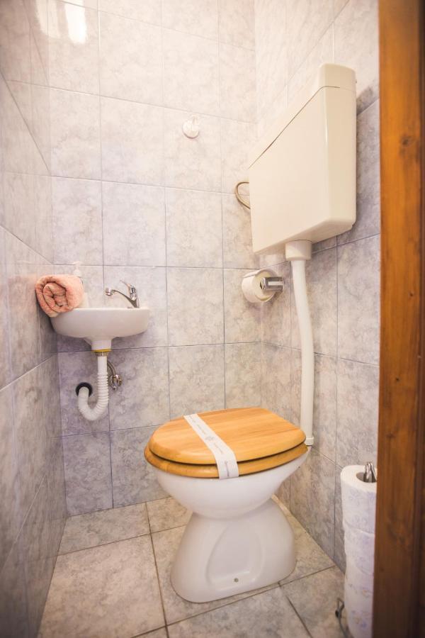 Apartmani Nada & Darko, Kampor, Rab, Hrvatska Zewnętrze zdjęcie